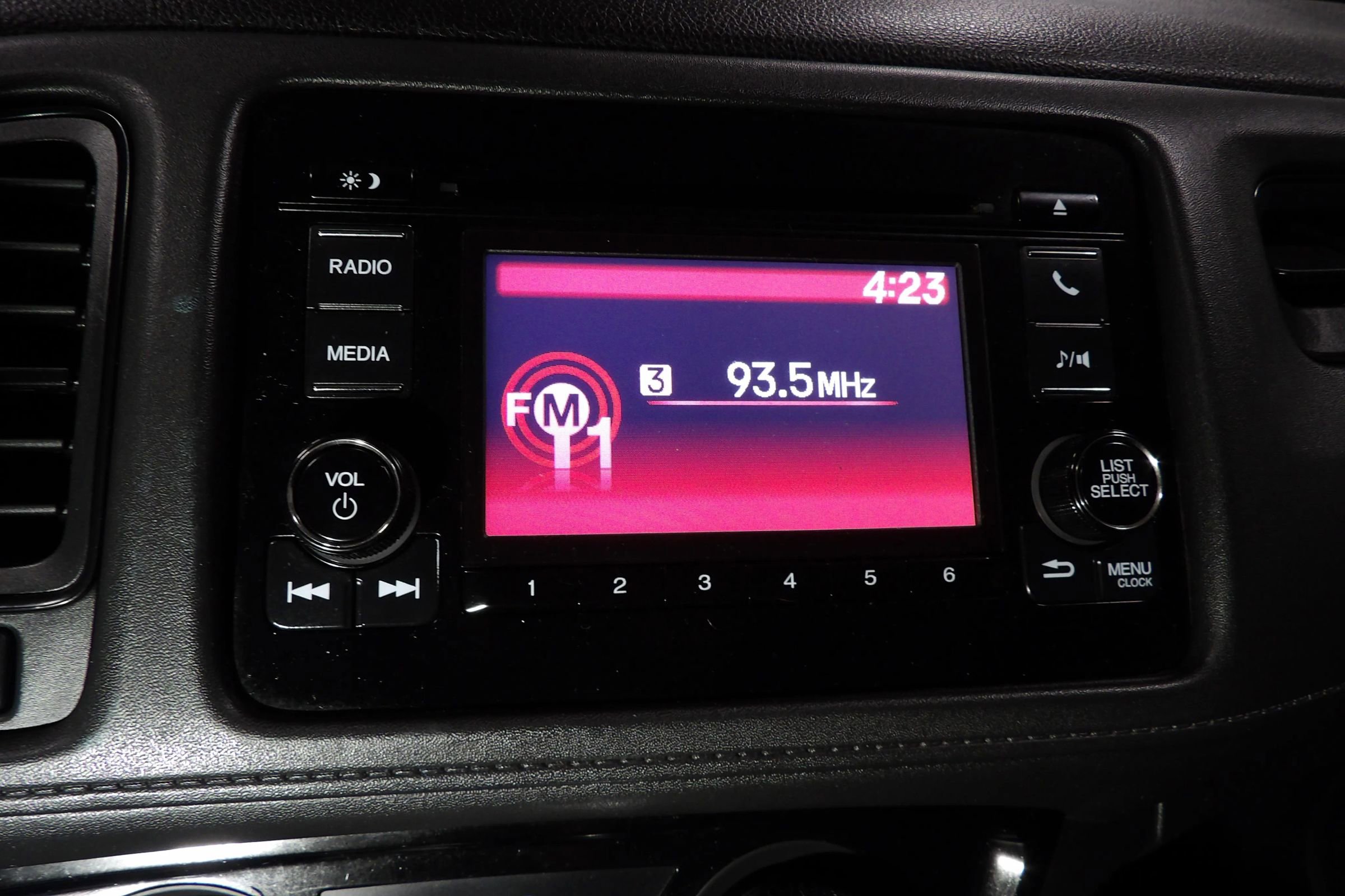 Used 2020 Honda HR-V LX image 15