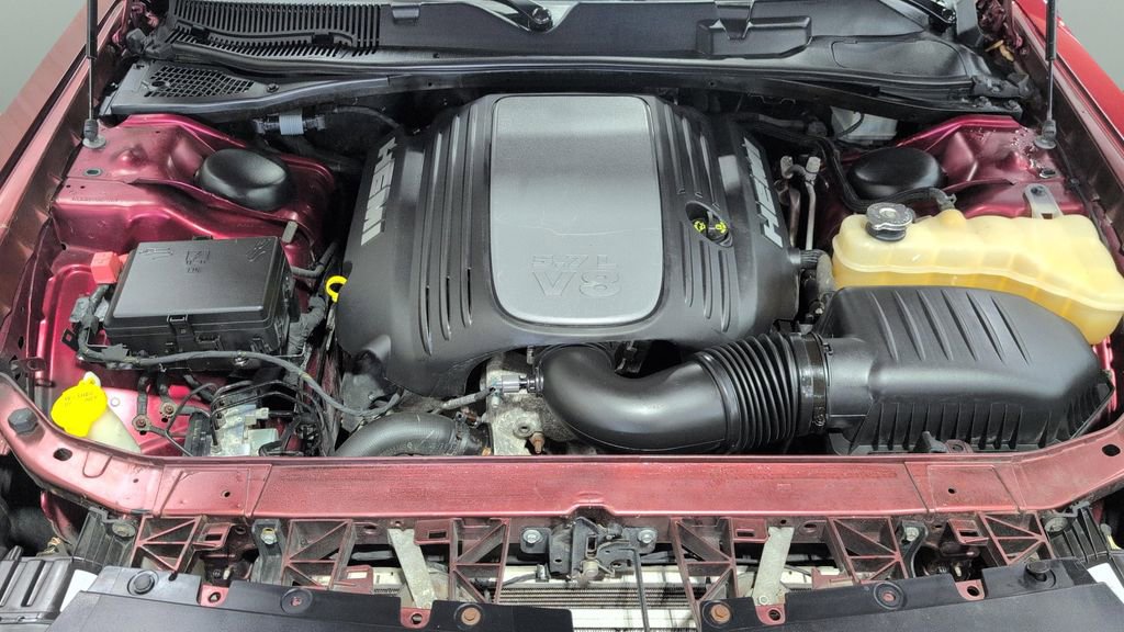 Used 2018 Dodge Challenger R/T w/ Blacktop Package RWD image 21