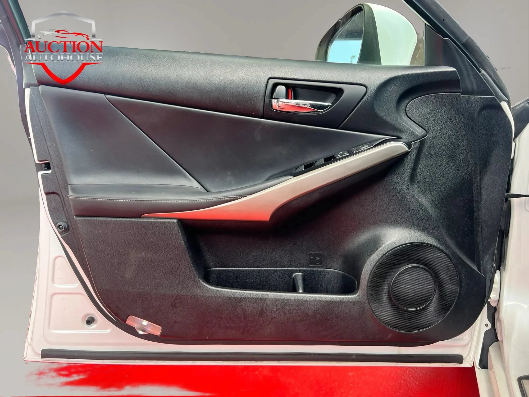 Used 2016 Lexus IS 200t RWD image 10