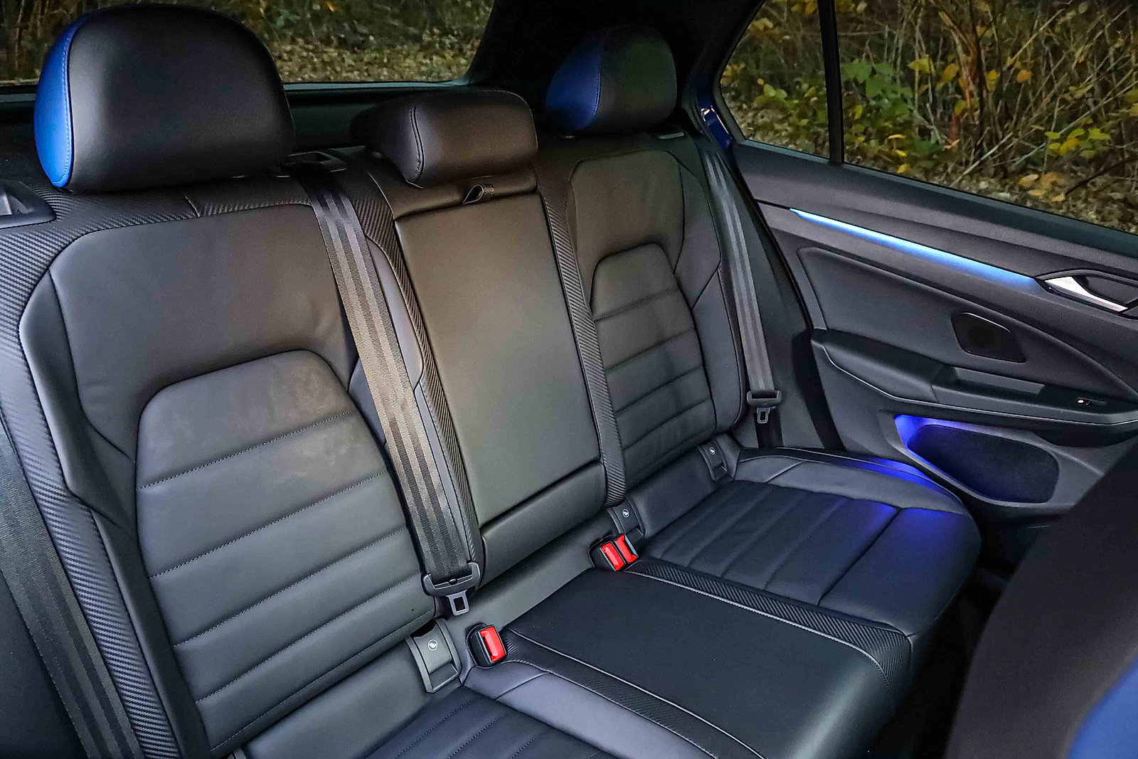 Used 2024 Volkswagen Golf R image 25