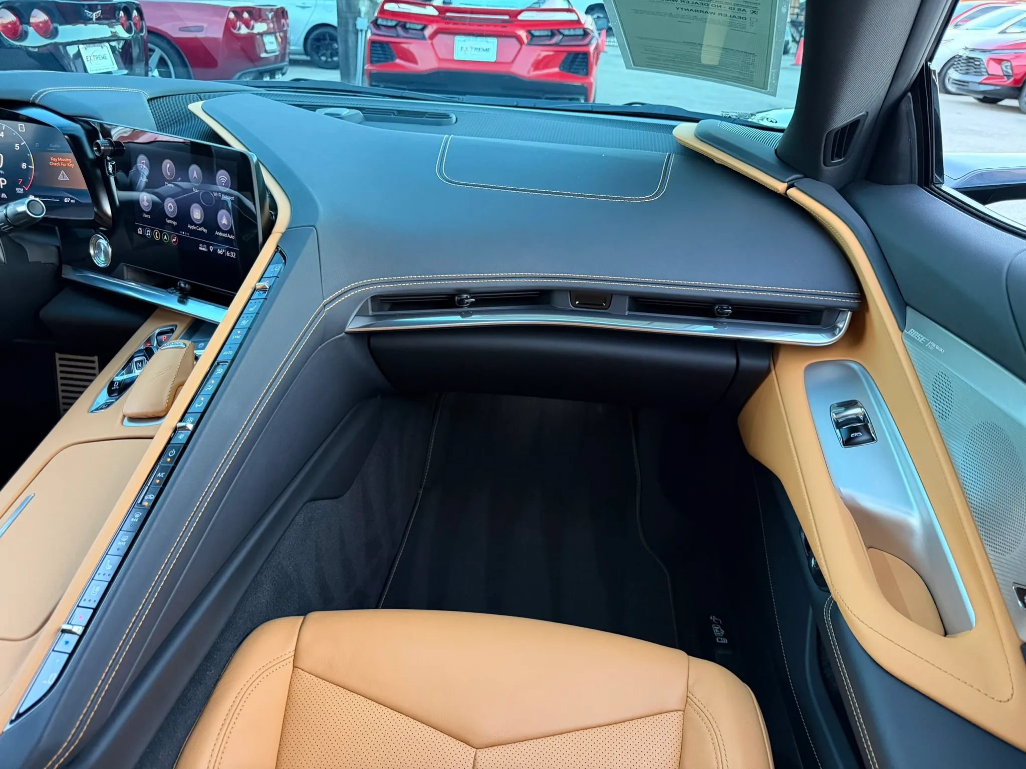 Used 2020 Chevrolet Corvette Stingray Preferred Cpe w/ 2LT Preferred Equipment Group RWD image 28