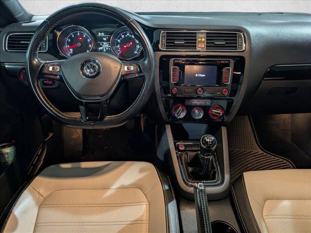 Used 2015 Volkswagen Jetta Sport image 23