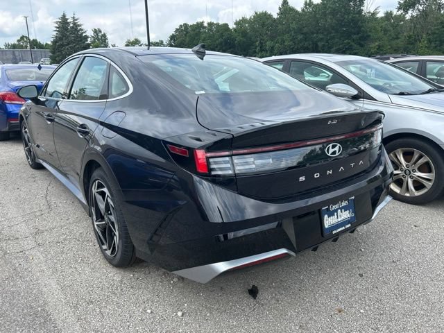 Certified 2026 Hyundai Sonata SEL AWD/4WD image 2