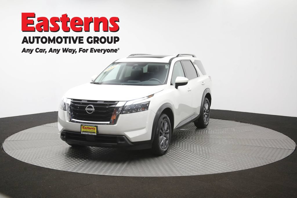 Used 2023 Nissan Pathfinder SV w/ SV Premium Package AWD/4WD image 57