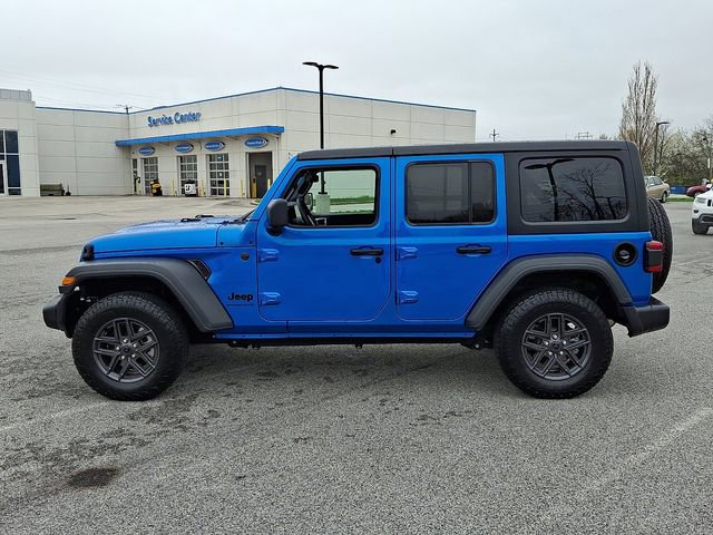 Used 2025 Jeep Wrangler Sport S image 7
