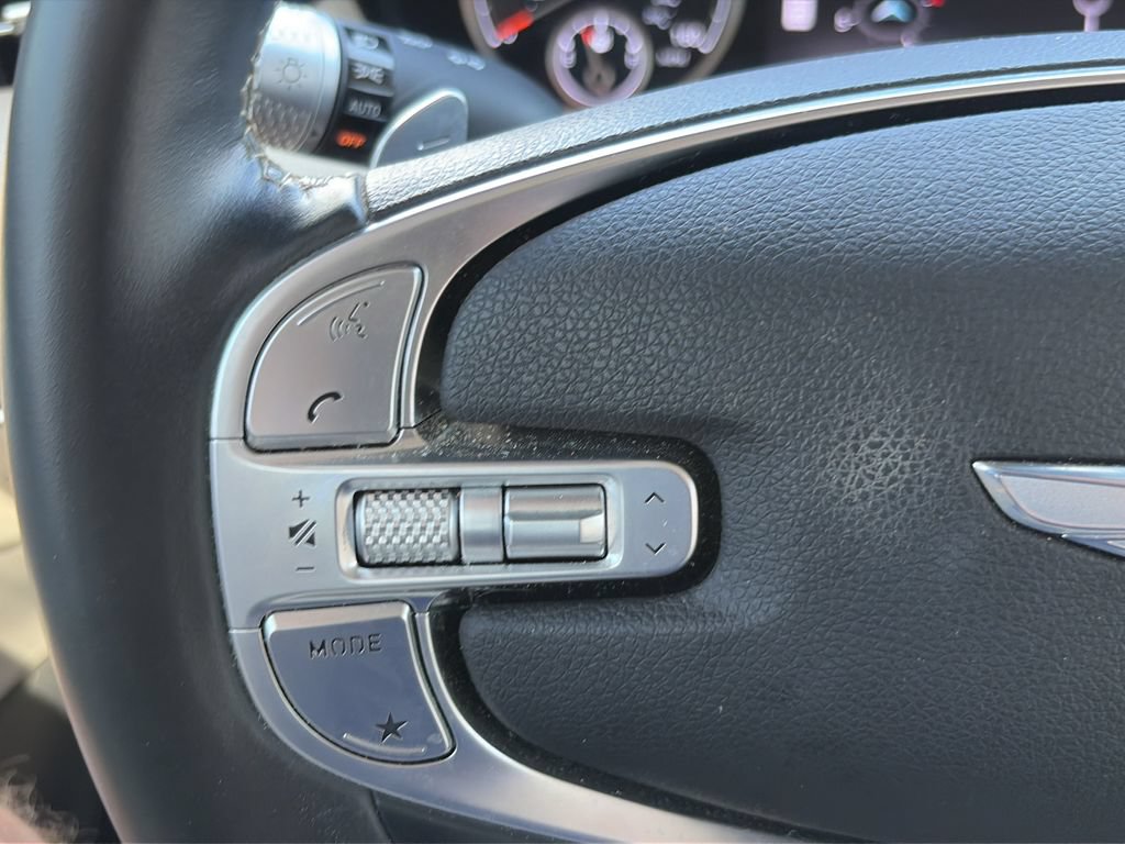 Used 2023 Genesis GV70 2.5T AWD/4WD image 22