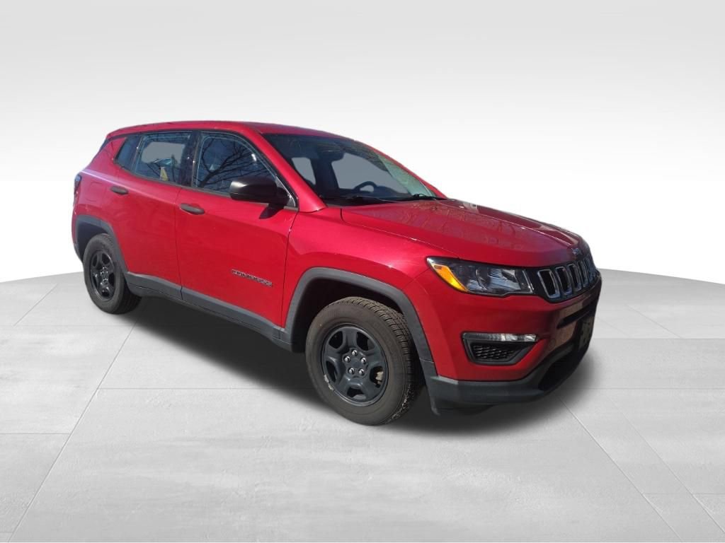 Used 2021 Jeep Compass Sport image 2