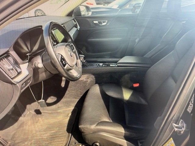 Used 2021 Volvo V60 T5 Cross Country w/ Protection Package image 5