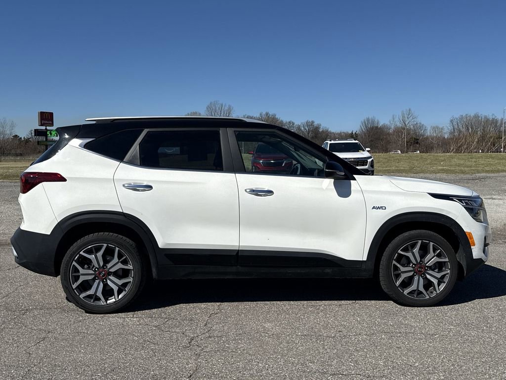 Used 2021 Kia Seltos SX image 9