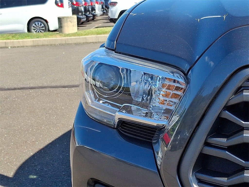 Used 2021 Toyota Tacoma 4x4 Double Cab image 9