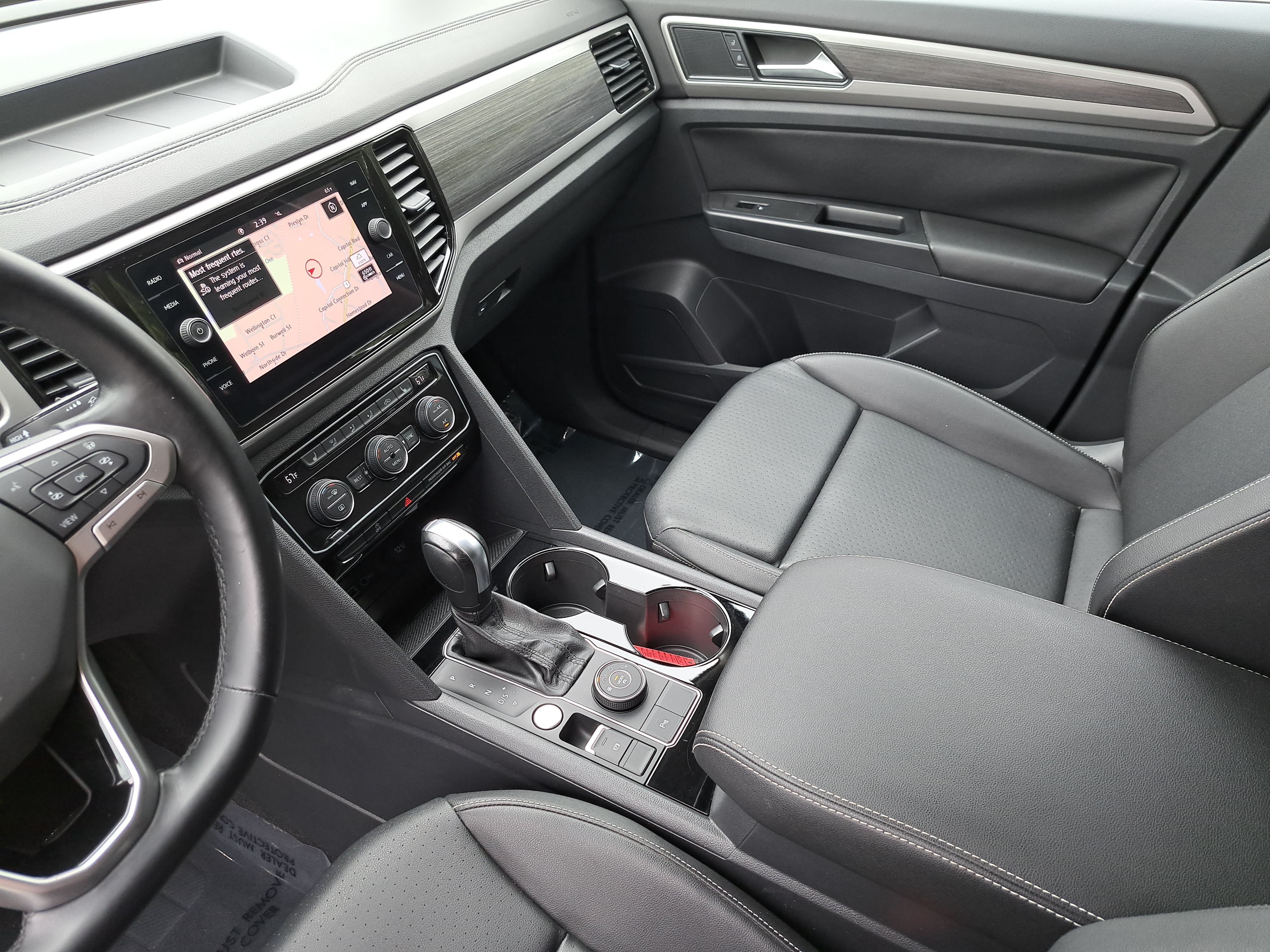 Used 2021 Volkswagen Atlas SEL AWD/4WD image 26