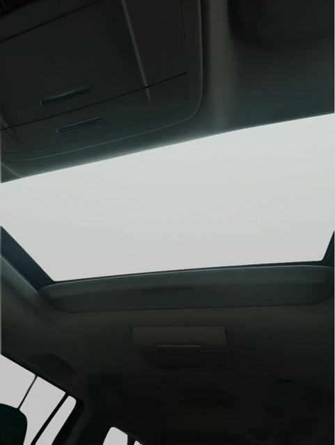 Used 2018 Chevrolet Suburban LT AWD/4WD image 18