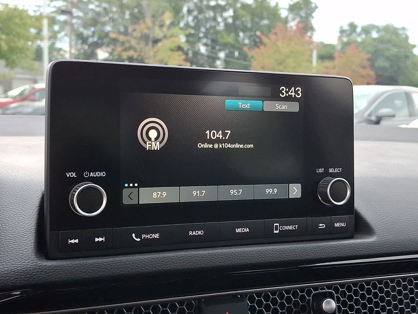 Used 2023 Honda Civic LX image 17