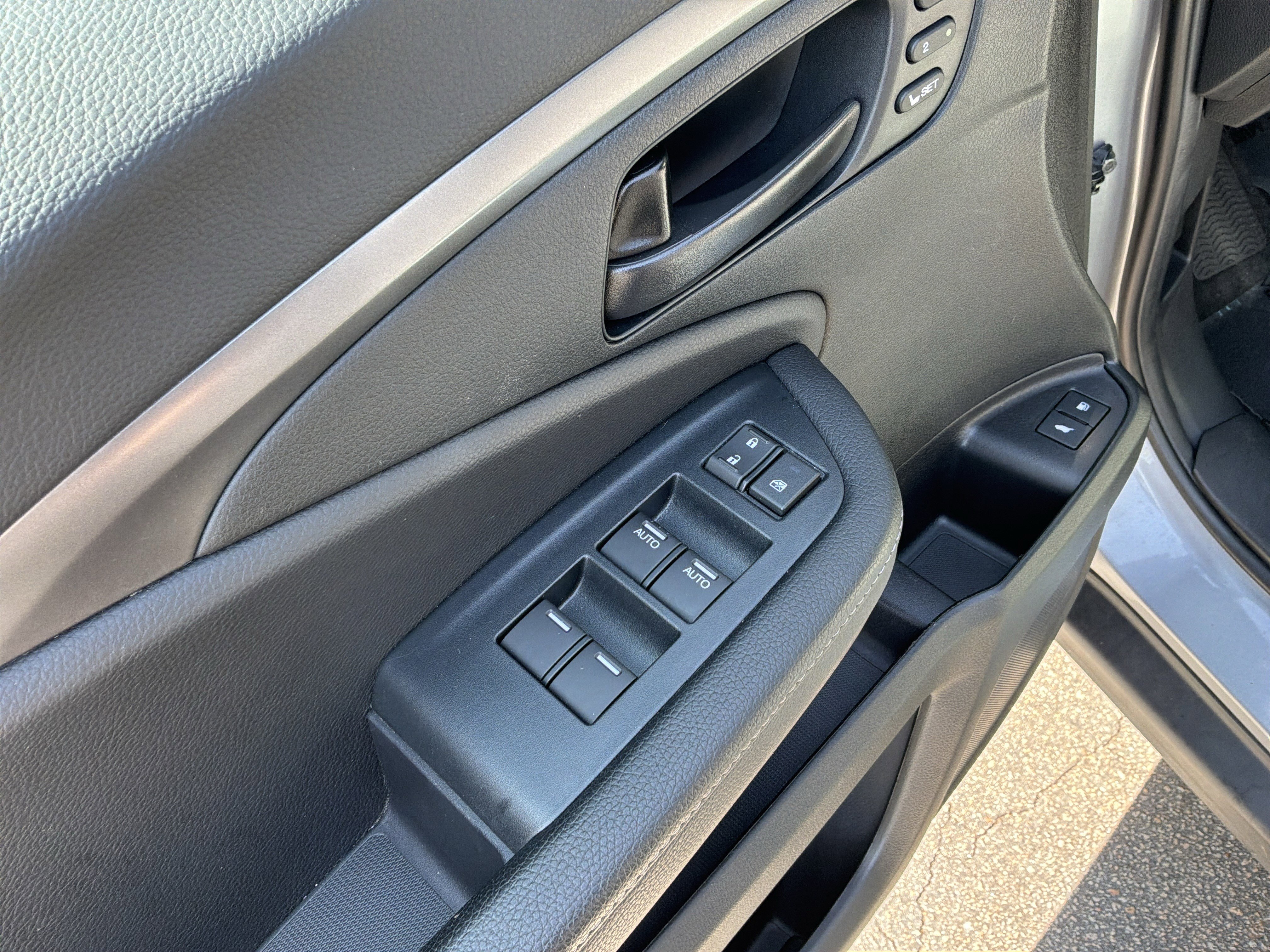 Used 2023 Honda Passport EX-L image 15
