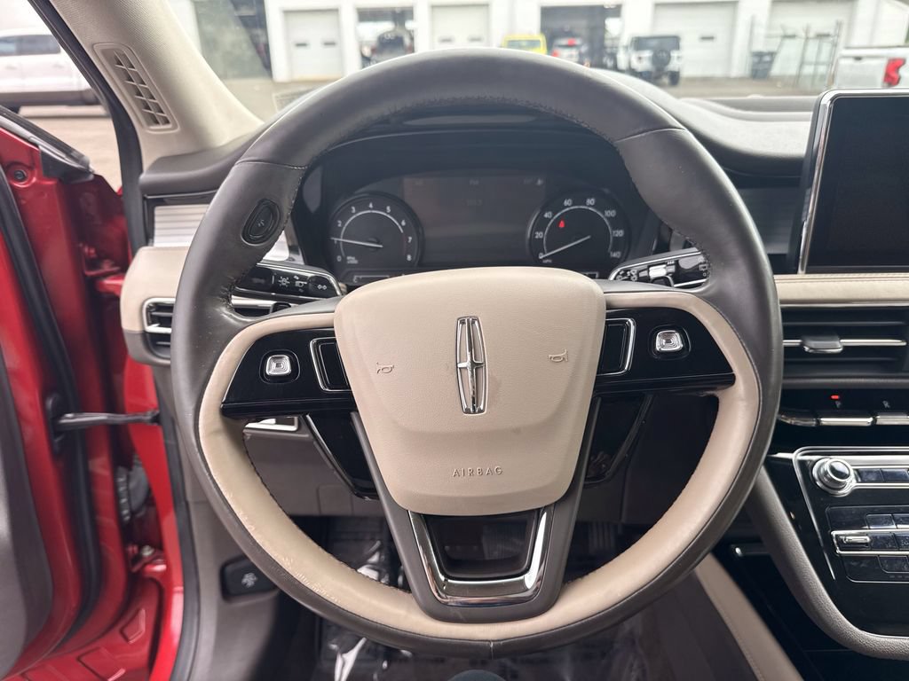 Used 2020 Lincoln Corsair AWD w/ Equipment Group 101A image 22