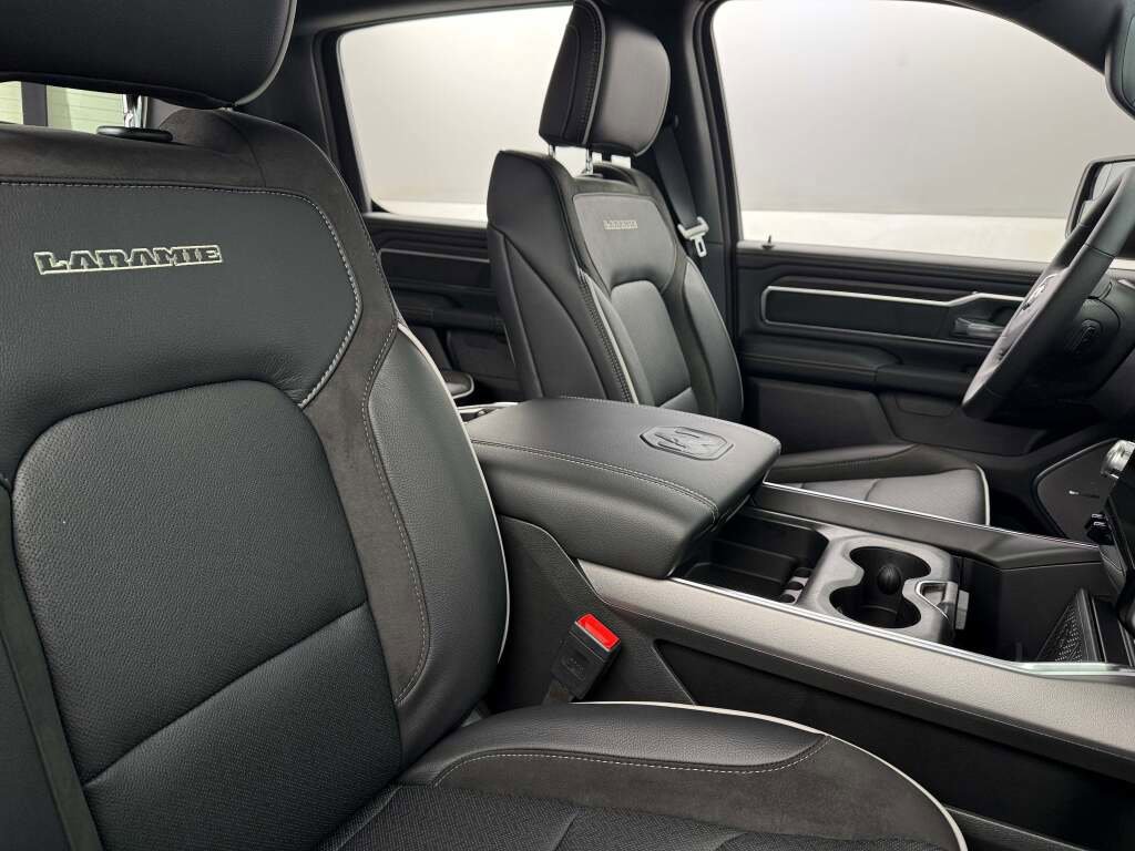 New 2026 RAM 1500 Laramie w/ Night Edition image 24