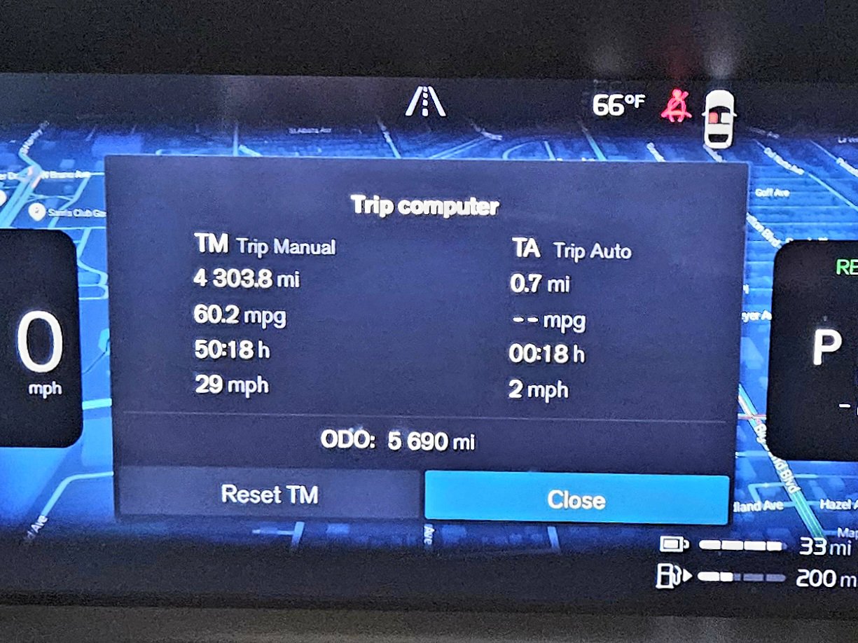 Used 2025 Volvo XC60 T8 Ultra w/ Protection Package Premier image 10