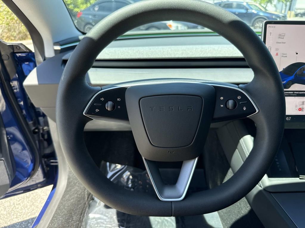 Used 2025 Tesla Model 3 Long Range AWD/4WD image 40