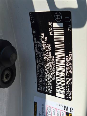 Used 2021 Toyota C-HR LE FWD image 24