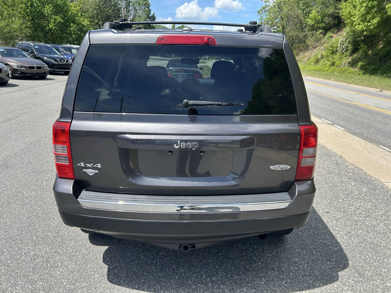 Used 2015 Jeep Patriot High Altitude AWD/4WD image 6