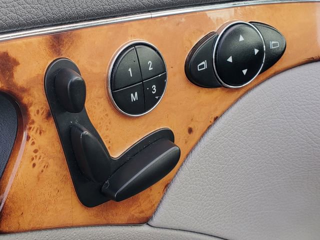 Used 2006 Mercedes-Benz E 350 4MATIC Wagon image 10