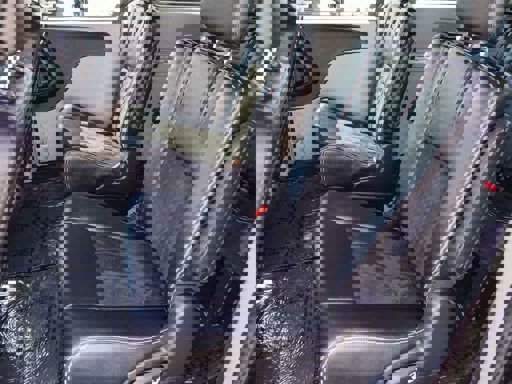 Certified 2019 Dodge Grand Caravan SXT image 17