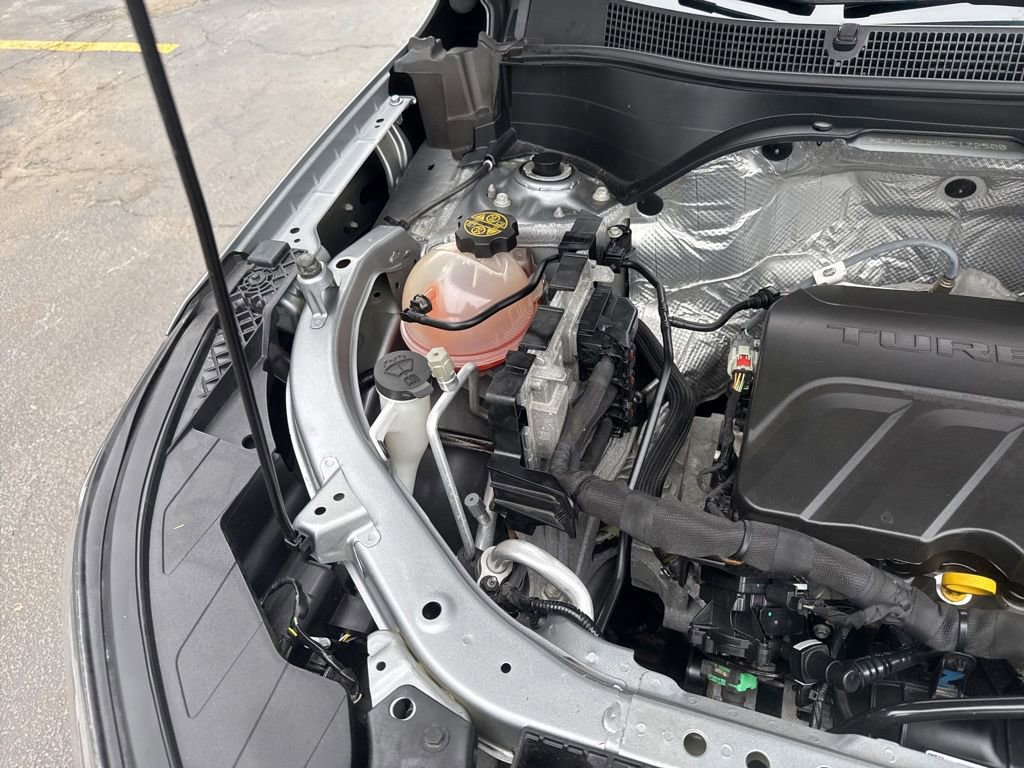 Certified 2024 Chevrolet Trax RS w/ Sunroof Package image 23