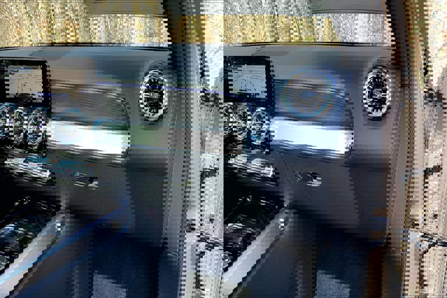 New 2026 Mercedes-Benz GLB 250 4MATIC image 10