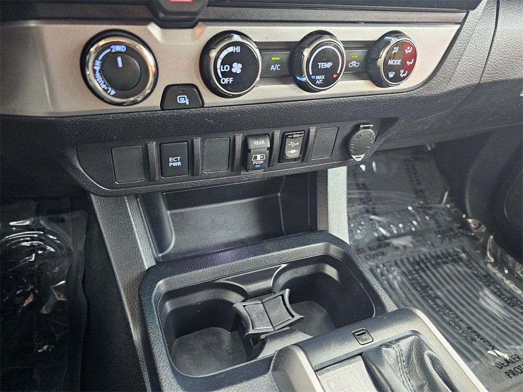 Used 2018 Toyota Tacoma SR5 image 23