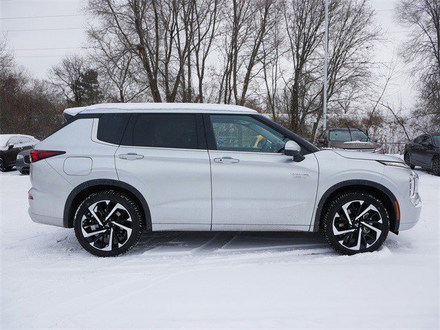 Used 2023 Mitsubishi Outlander SEL image 8