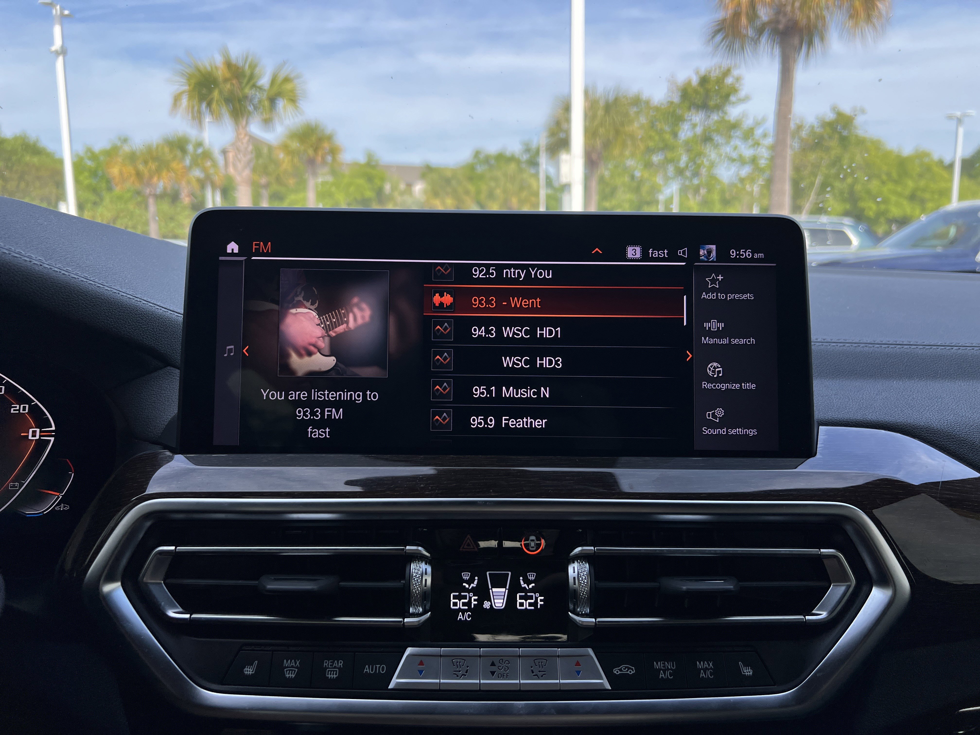 Used 2023 BMW X4 M40i w/ Premium Package image 24