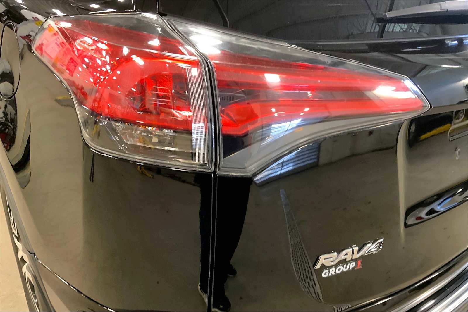 Used 2017 Toyota RAV4 LE w/ Carpet Mat Package image 24