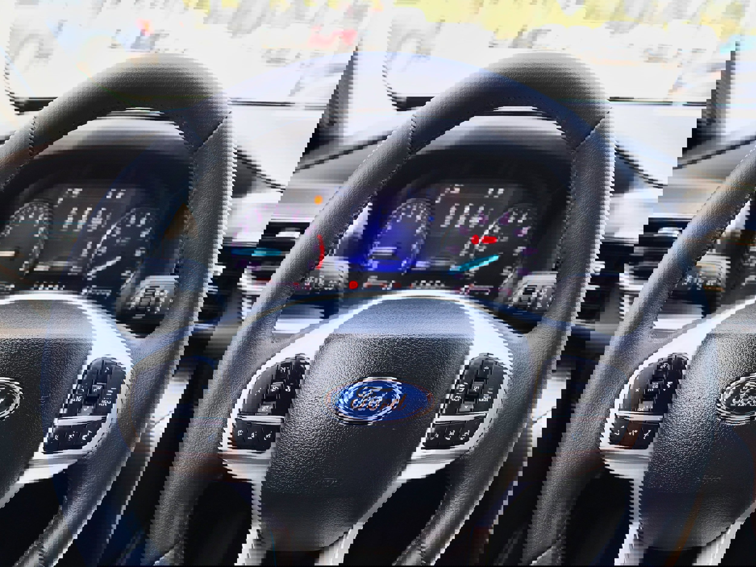 Used 2022 Ford Explorer XLT w/ Equipment Group 202A image 21