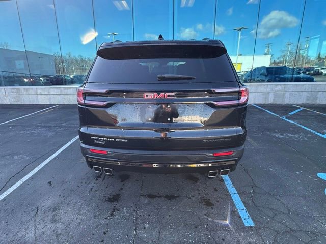 Used 2024 GMC Acadia Elevation w/ Black Edition image 9