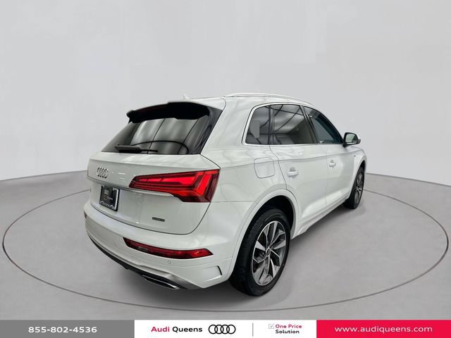 Used 2023 Audi Q5 2.0T Premium w/ Convenience Package AWD/4WD image 4