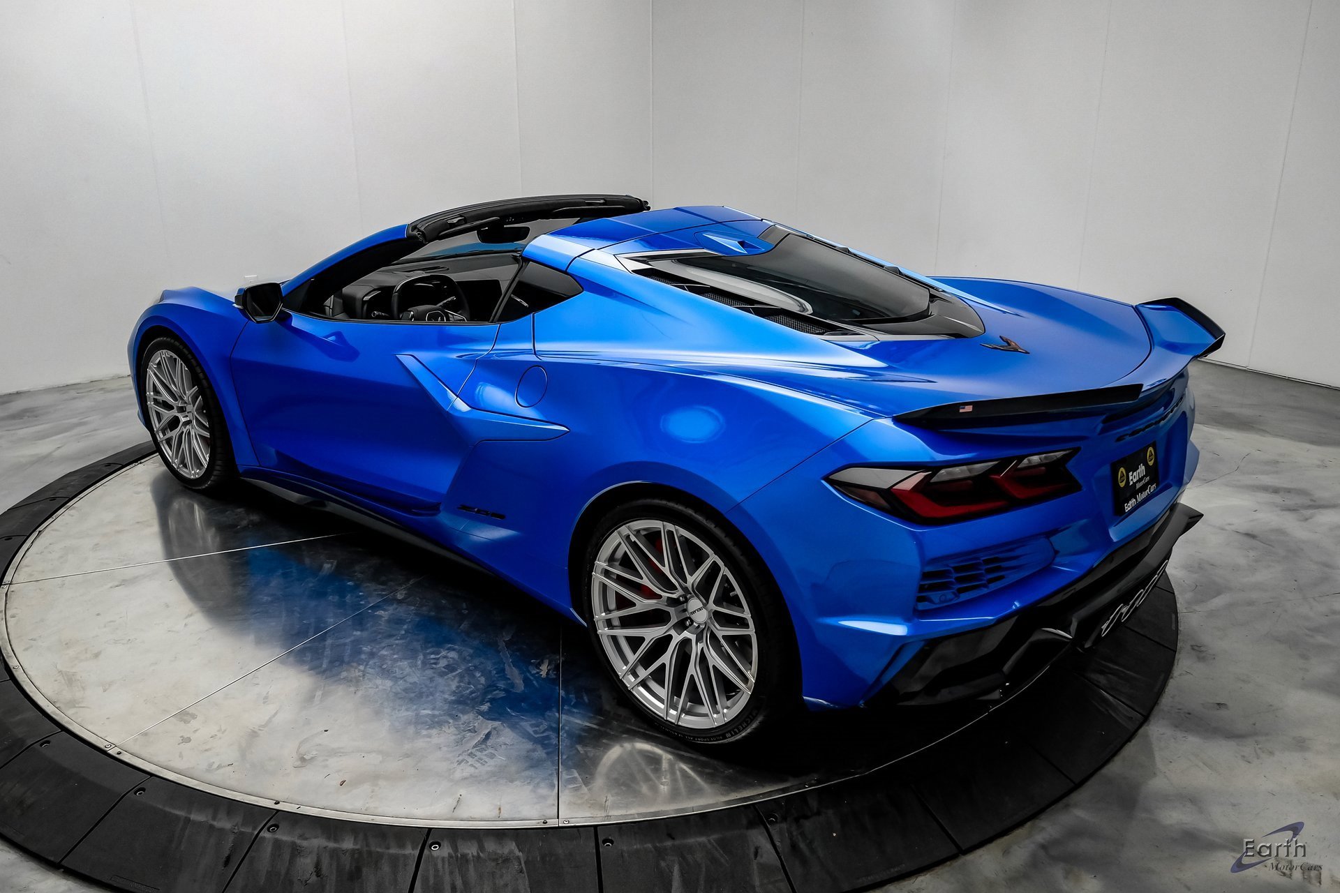 Used 2024 Chevrolet Corvette Z06 image 14