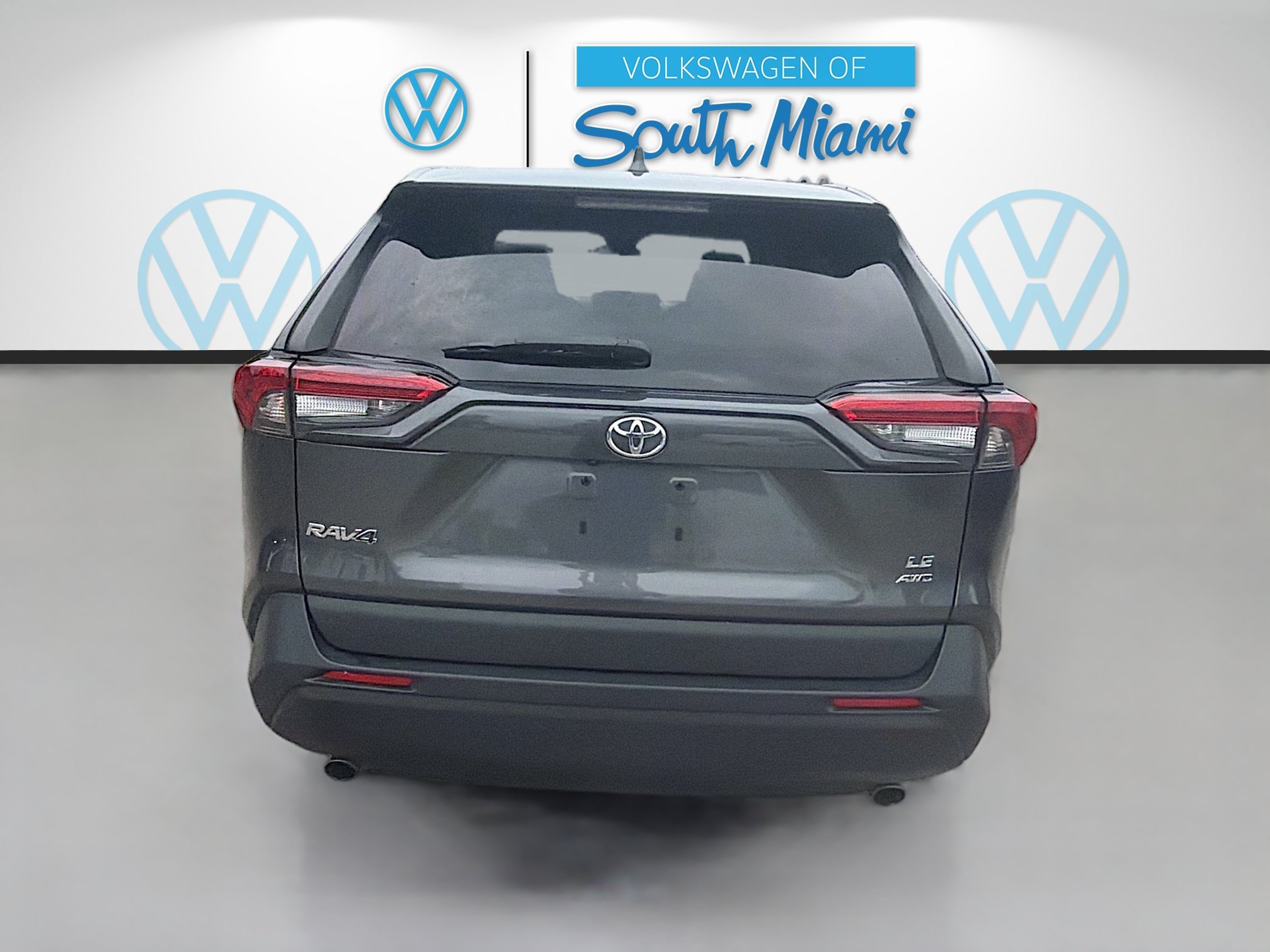 Used 2023 Toyota RAV4 LE AWD/4WD image 6