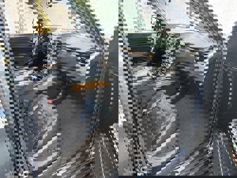 Used 2019 GMC Yukon XL Denali image 40