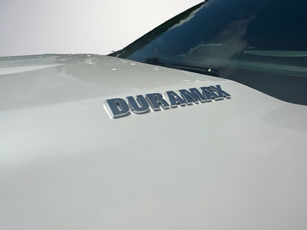 Used 2023 Chevrolet Silverado 1500 High Country w/ Technology Package AWD/4WD image 40
