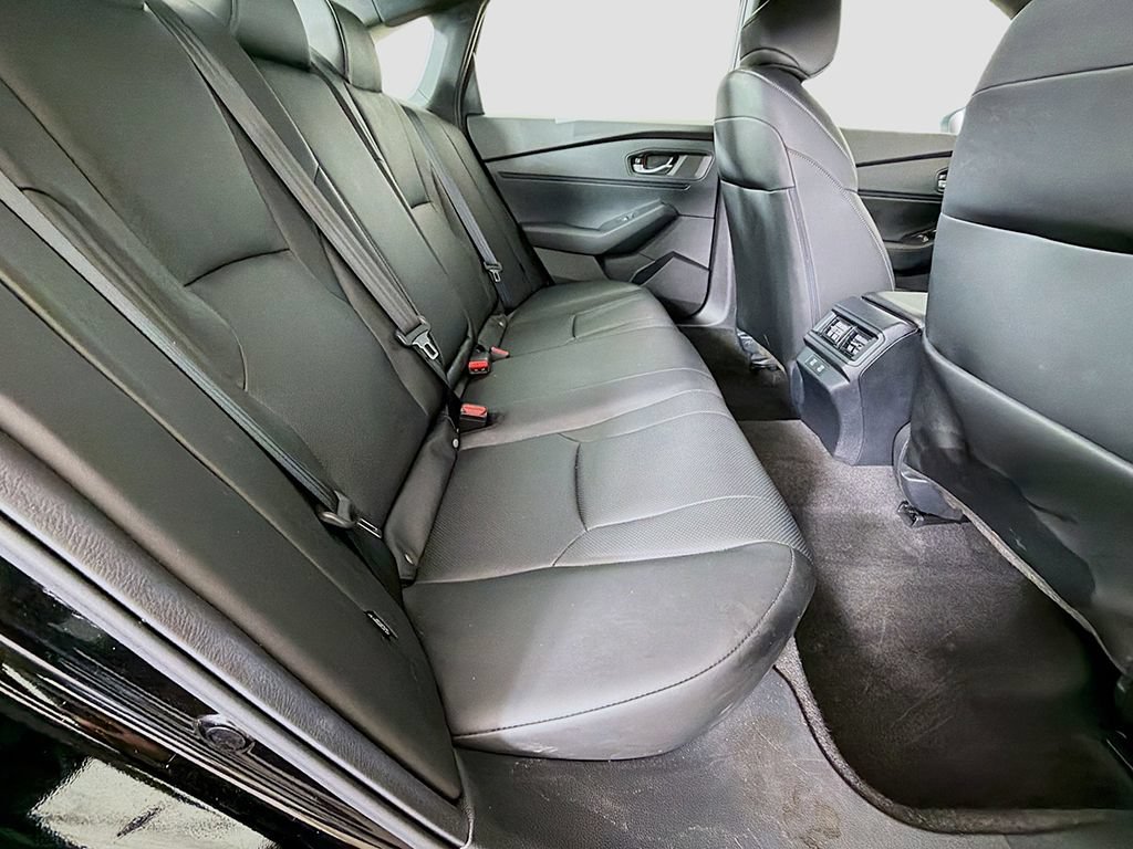 Used 2025 Honda Accord Sport image 27