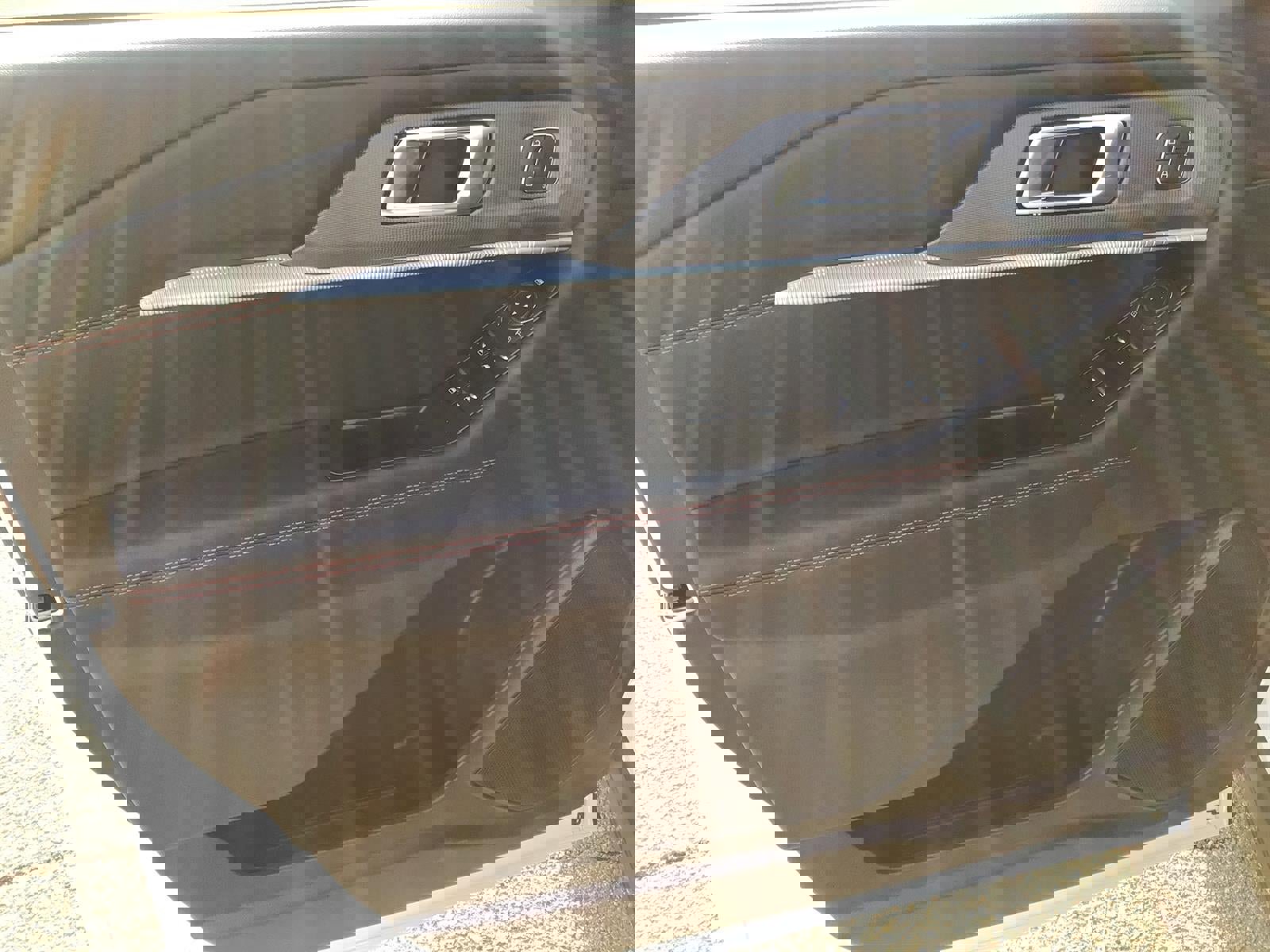 New 2026 Ford Explorer ST-Line w/ ST-Line Street Pack image 14