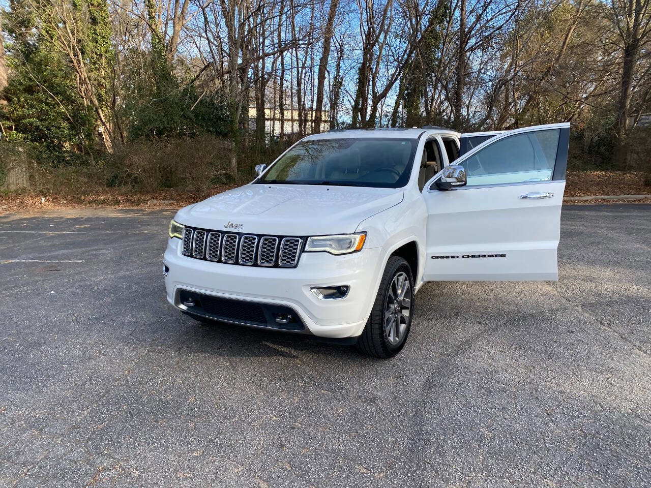 Used 2017 Jeep Grand Cherokee Overland image 72