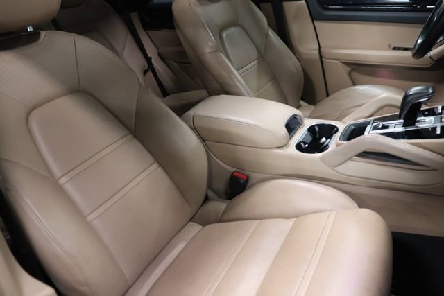 Used 2019 Porsche Cayenne S AWD/4WD image 22