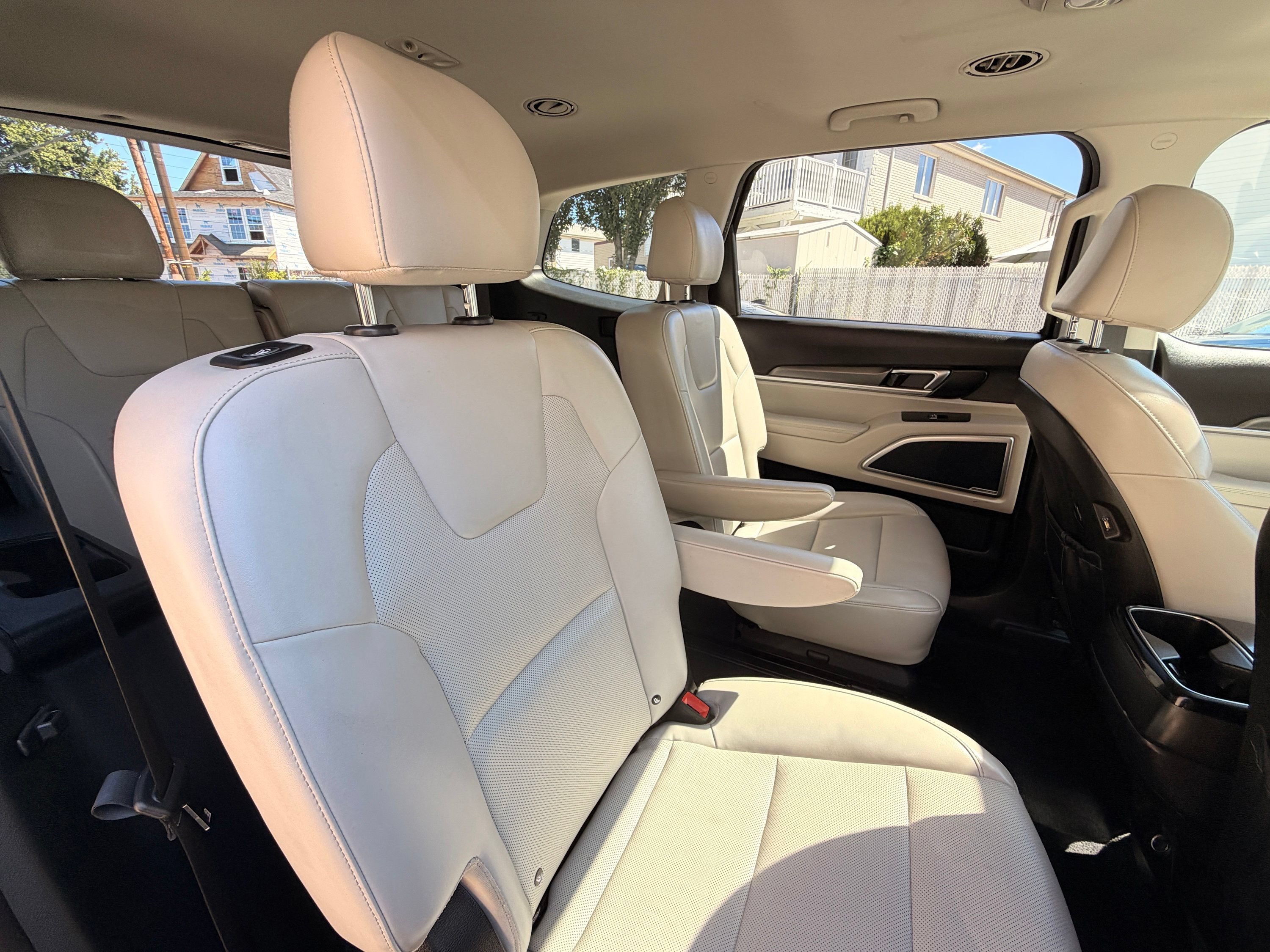 Used 2022 Kia Telluride S AWD/4WD image 22