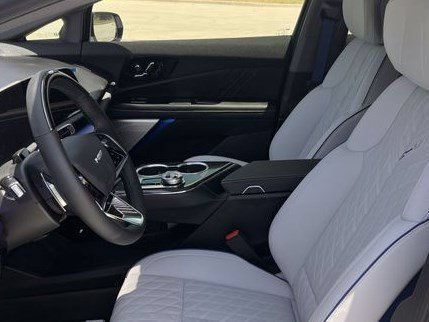 New 2026 Cadillac Optiq V w/ Carbon Fiber Package AWD/4WD image 21