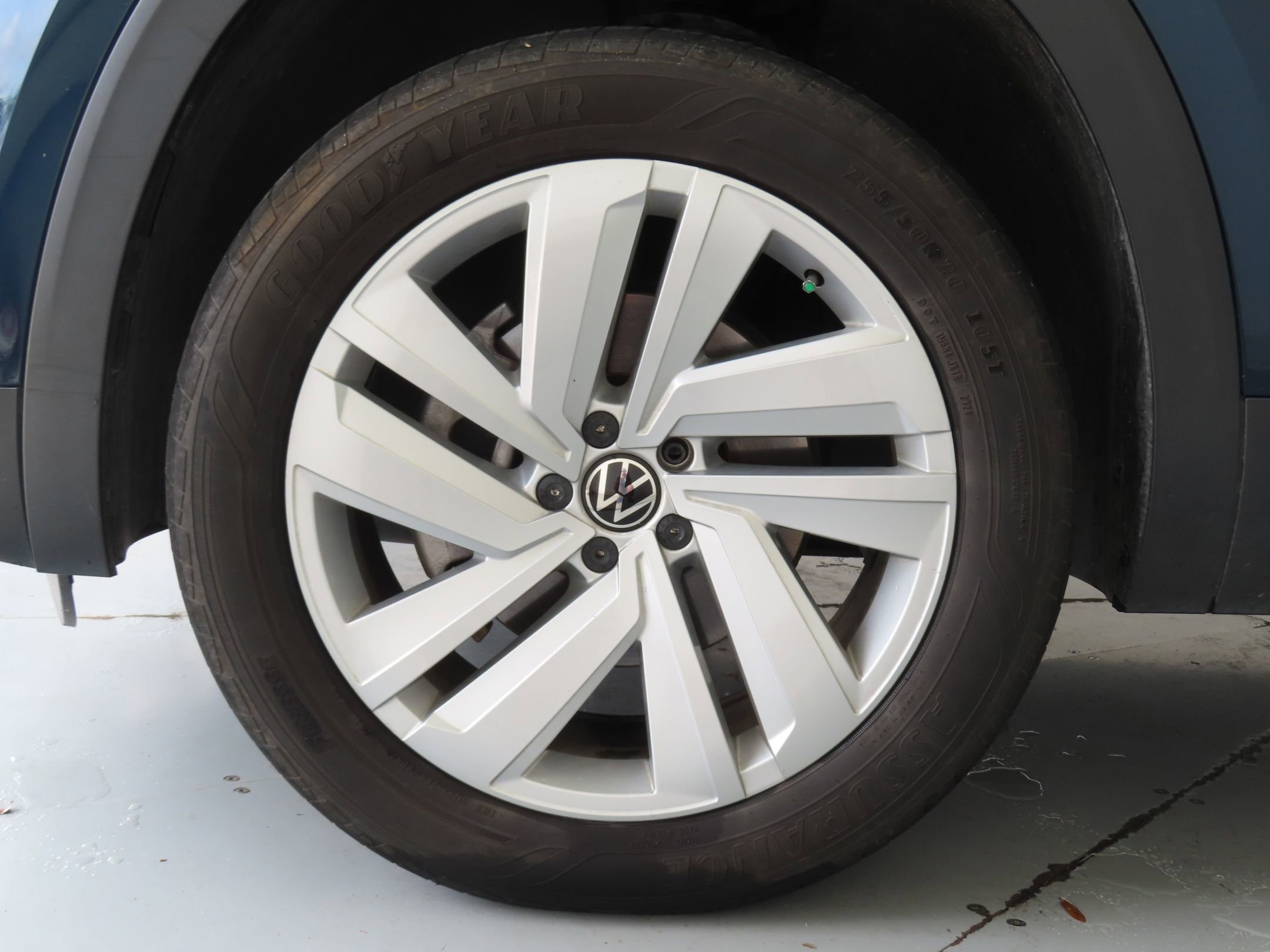 Used 2021 Volkswagen Atlas SE FWD image 26