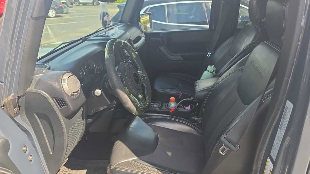 Used 2017 Jeep Wrangler Unlimited Sport image 4
