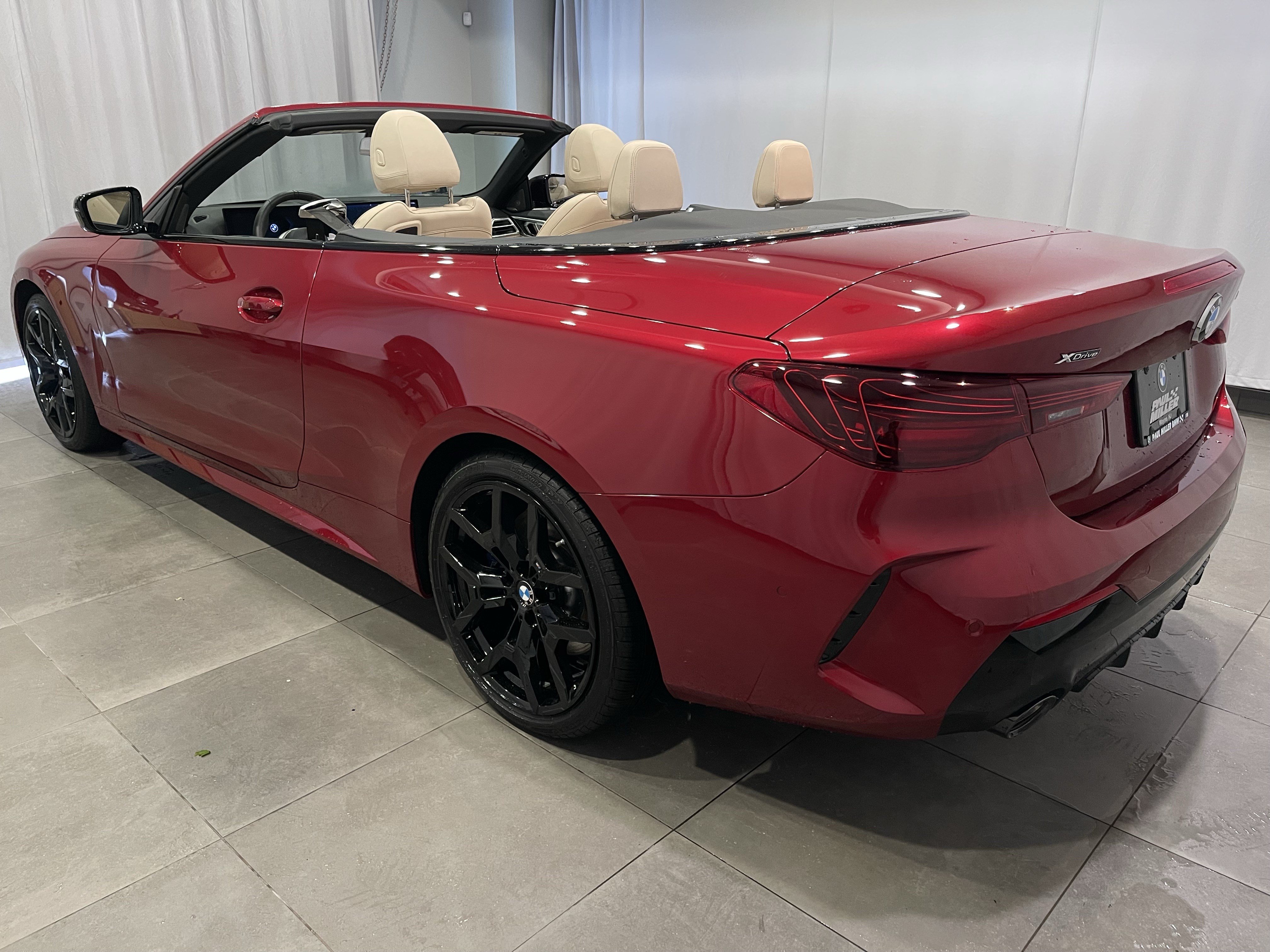 Used 2027 BMW 430i xDrive Convertible AWD/4WD image 29