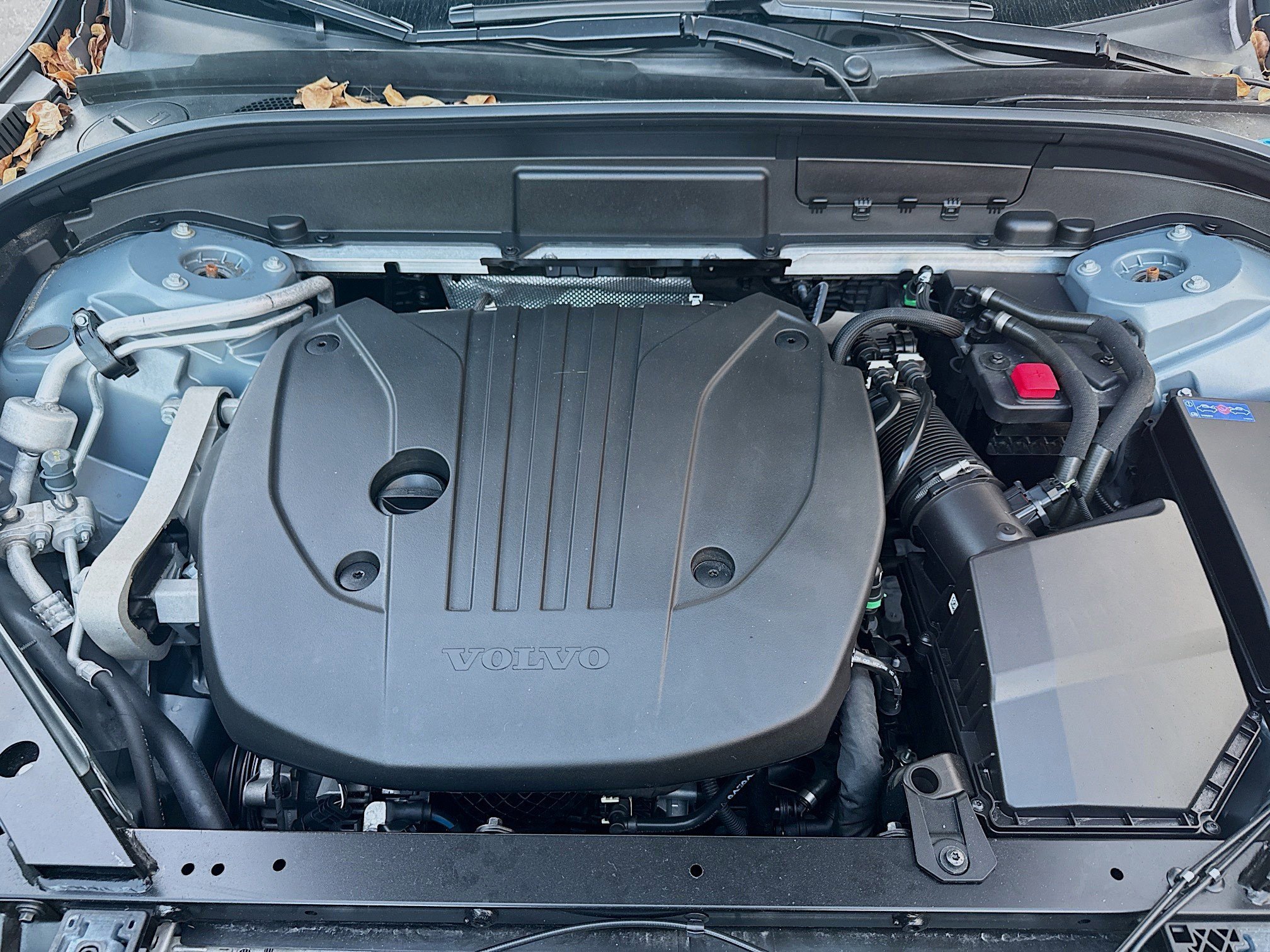 Used 2024 Volvo XC60 B5 Plus image 34