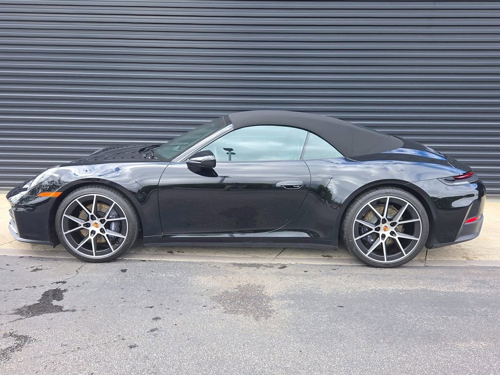Certified 2025 Porsche 911 Carrera image 2